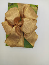 Load image into Gallery viewer, Green Marble Royalty