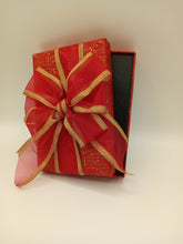 Load image into Gallery viewer, Red Kisses