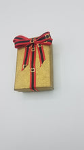 Load image into Gallery viewer, Santa Belt with Gold paper