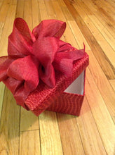 Load image into Gallery viewer, Red box