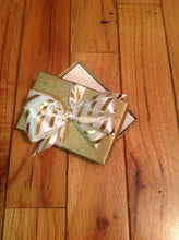 Load image into Gallery viewer, Gold Desires mini